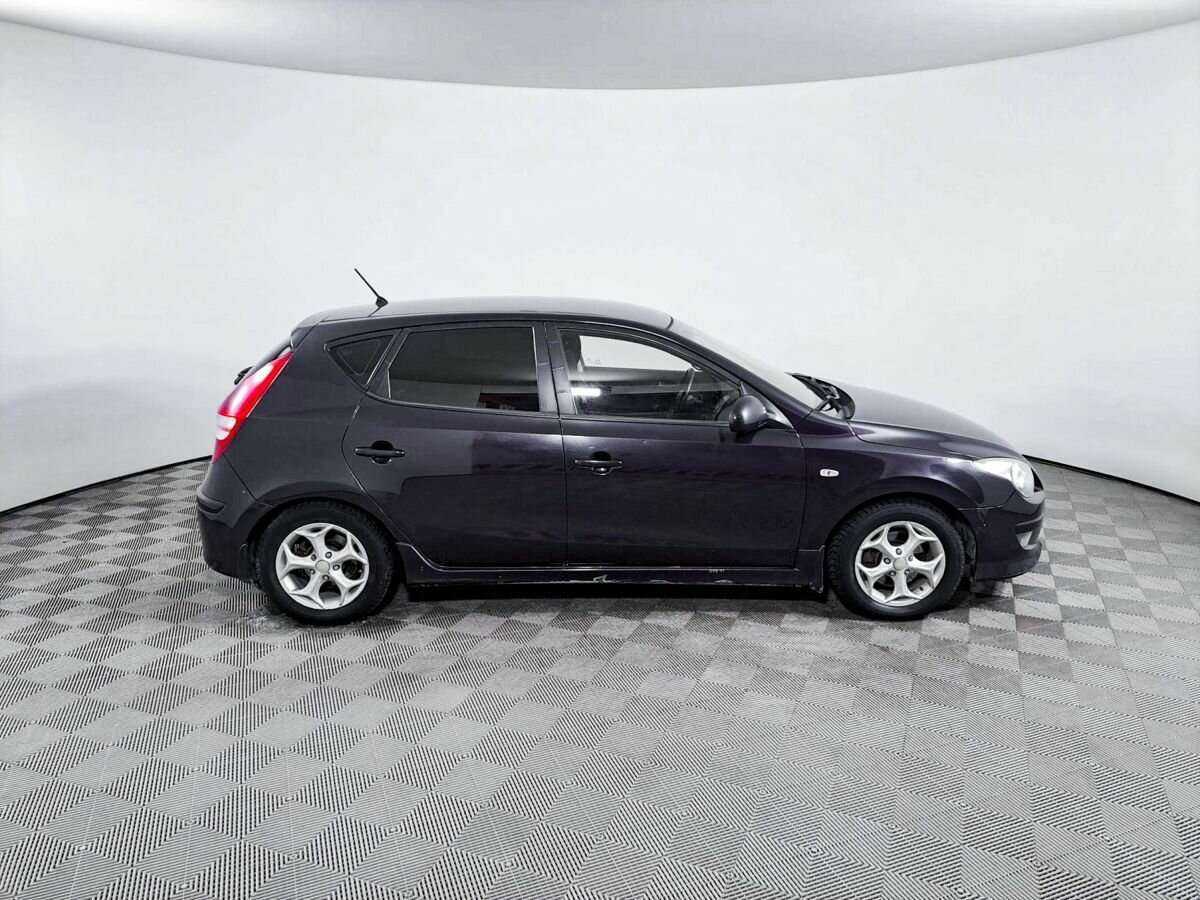 Купить Hyundai i30 с пробегом. Фото: #3