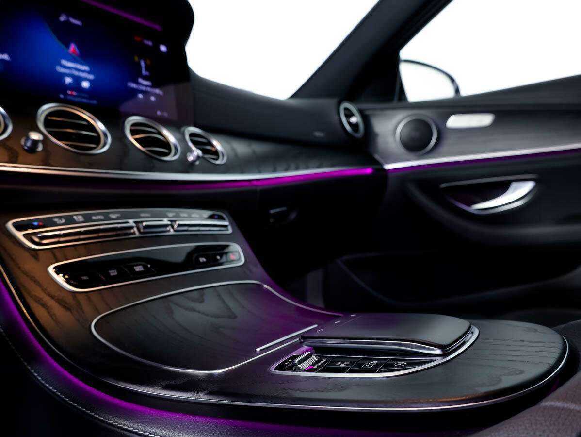 Купить Mercedes-Benz E-Класс с пробегом. Фото: #22