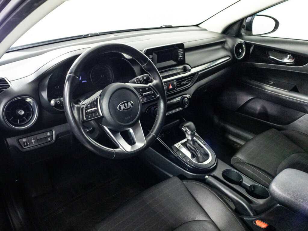 Купить Kia Cerato с пробегом. Фото: #10