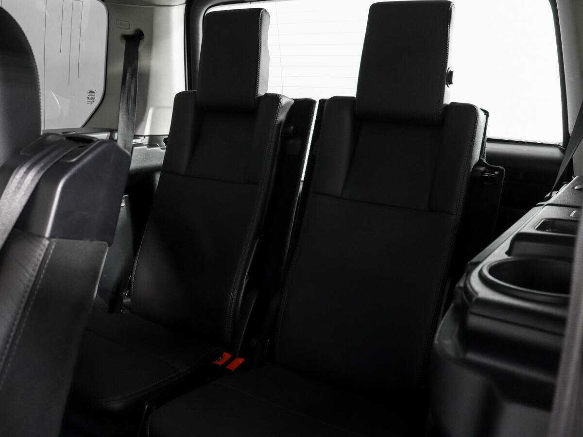 Купить Land Rover Discovery с пробегом. Фото: #10