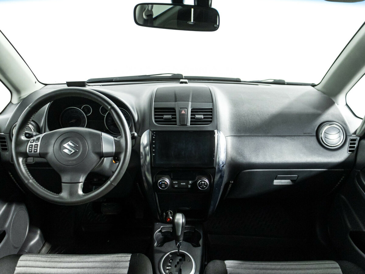 Купить Suzuki SX4 с пробегом. Фото: #12