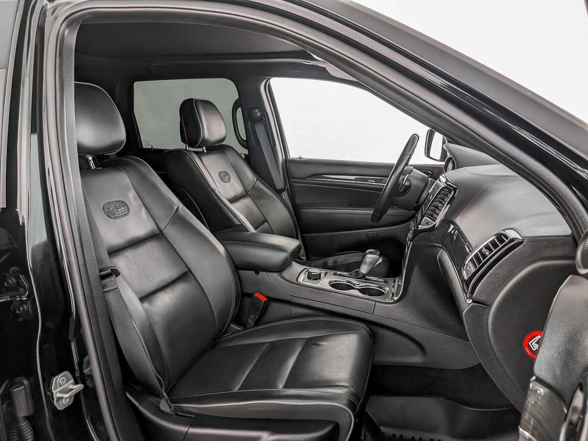 Купить Jeep Grand Cherokee с пробегом. Фото: #19