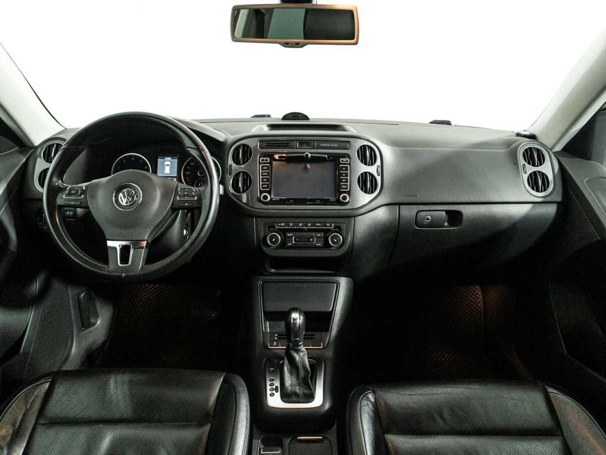 Купить Volkswagen Tiguan с пробегом. Фото: #12