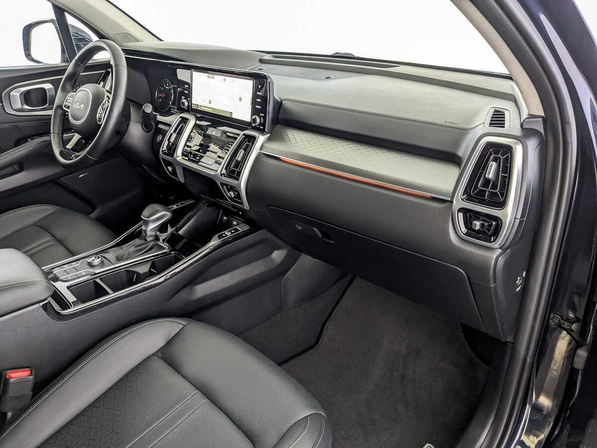 Купить Kia Sorento с пробегом. Фото: #8