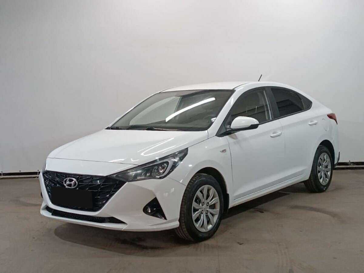 Купить Hyundai Solaris с пробегом. Фото: #0