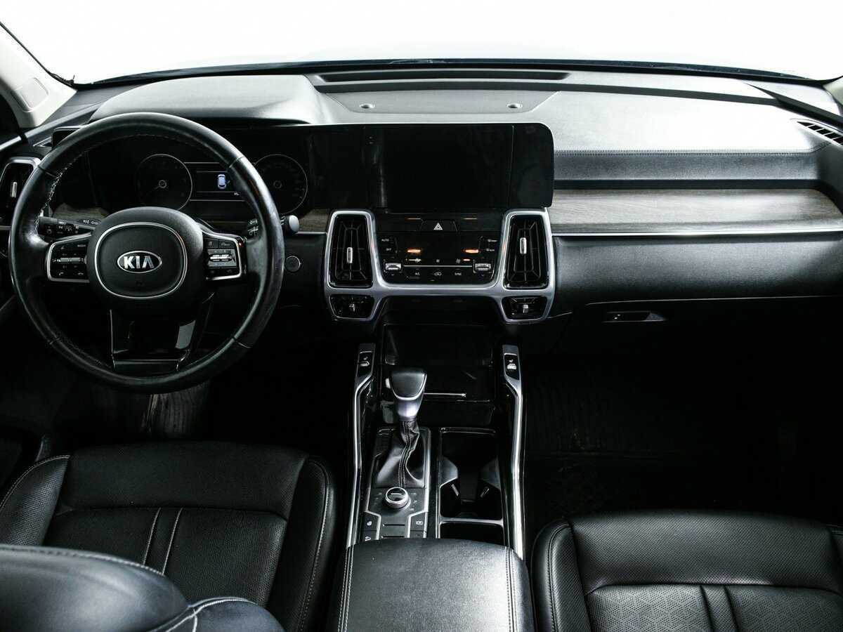 Купить Kia Sorento с пробегом. Фото: #9