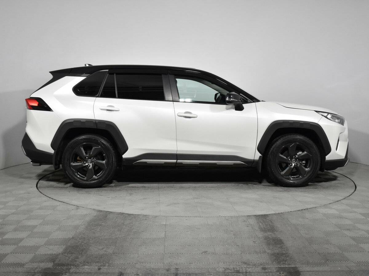 Купить Toyota RAV4 с пробегом. Фото: #3