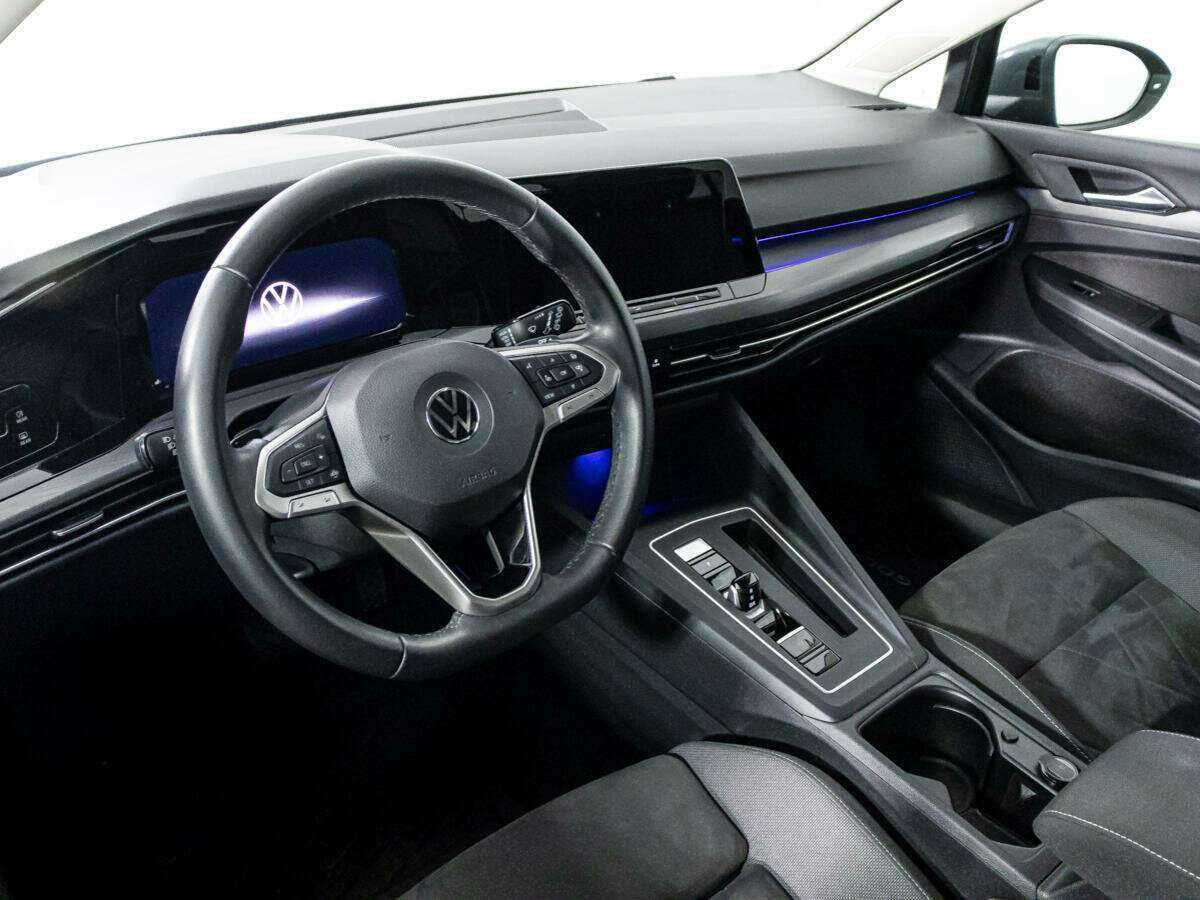 Купить Volkswagen Golf с пробегом. Фото: #10