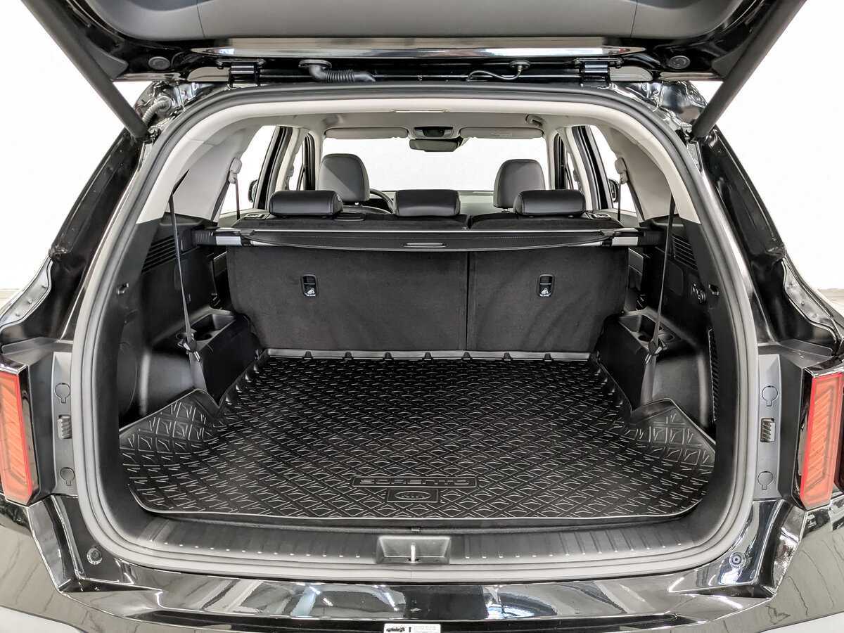 Купить Kia Sorento с пробегом. Фото: #9