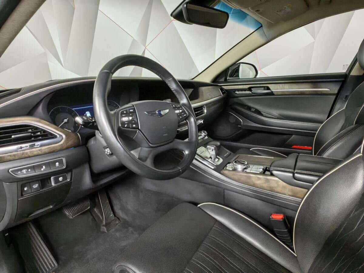 Купить Genesis G90 с пробегом. Фото: #12