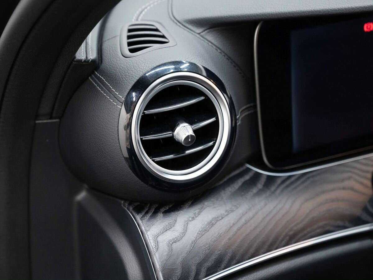 Купить Mercedes-Benz E-Класс с пробегом. Фото: #20