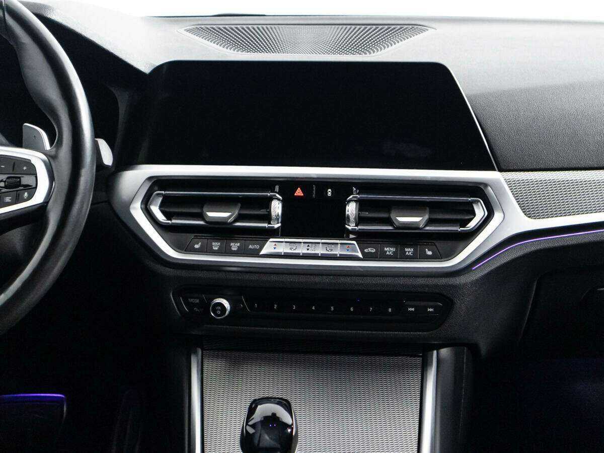 Купить BMW 3 серии с пробегом. Фото: #13