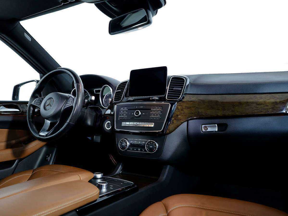 Купить Mercedes-Benz GLS с пробегом. Фото: #6