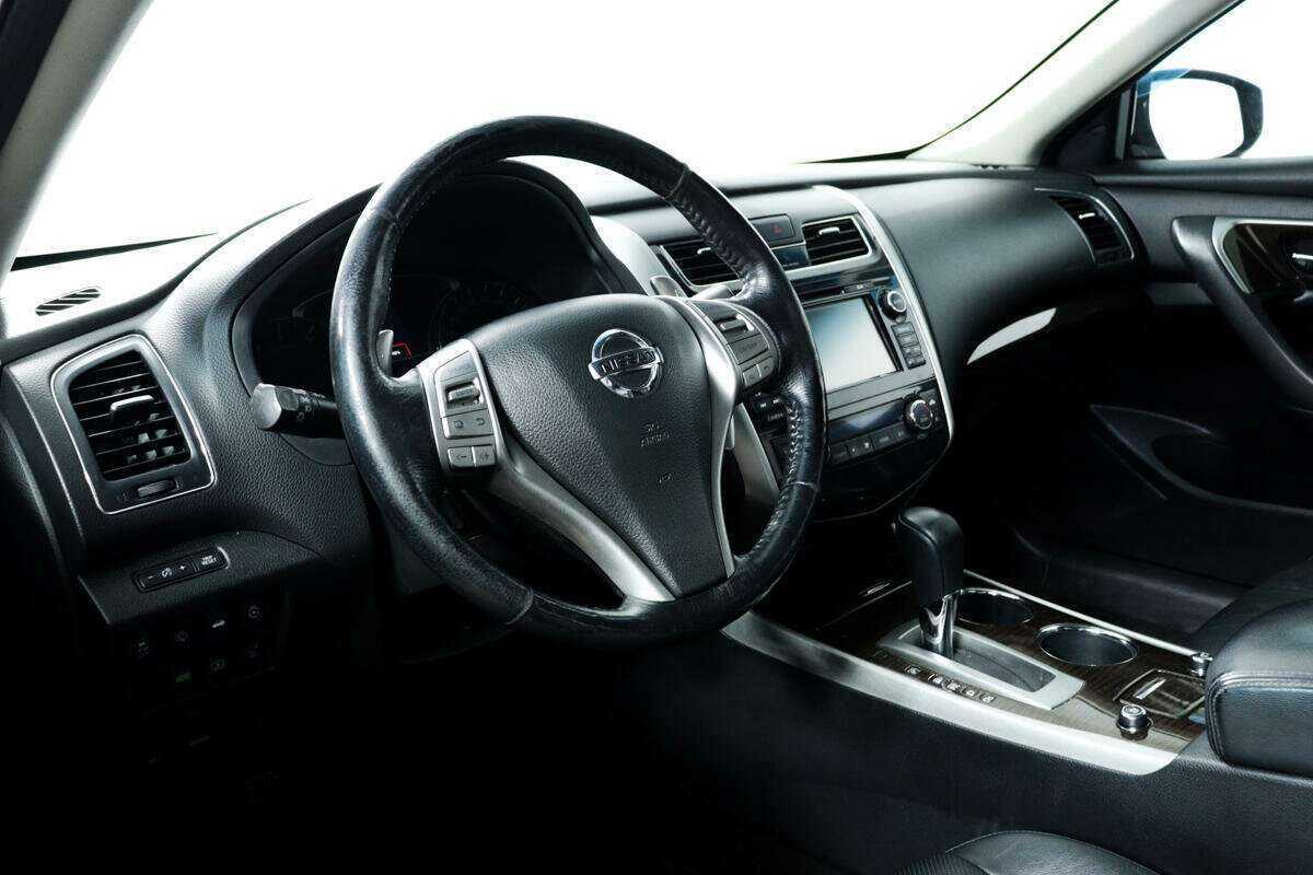Купить Nissan Teana с пробегом. Фото: #12