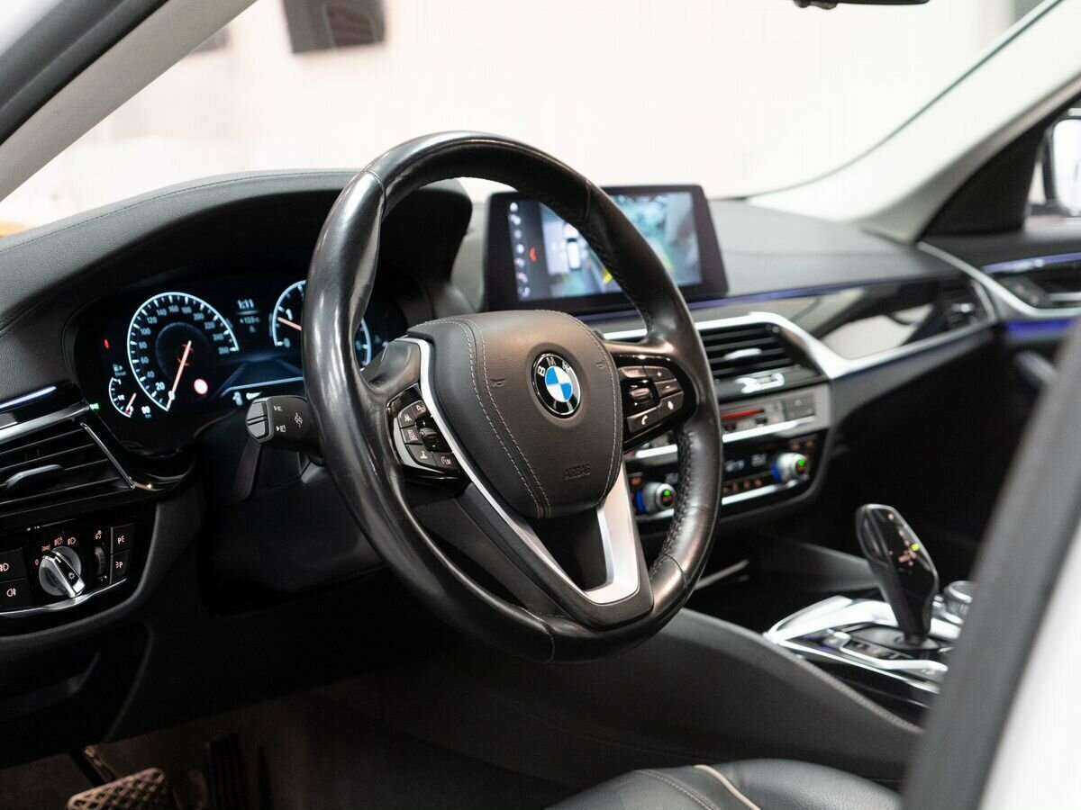 Купить BMW 5 серии с пробегом. Фото: #4