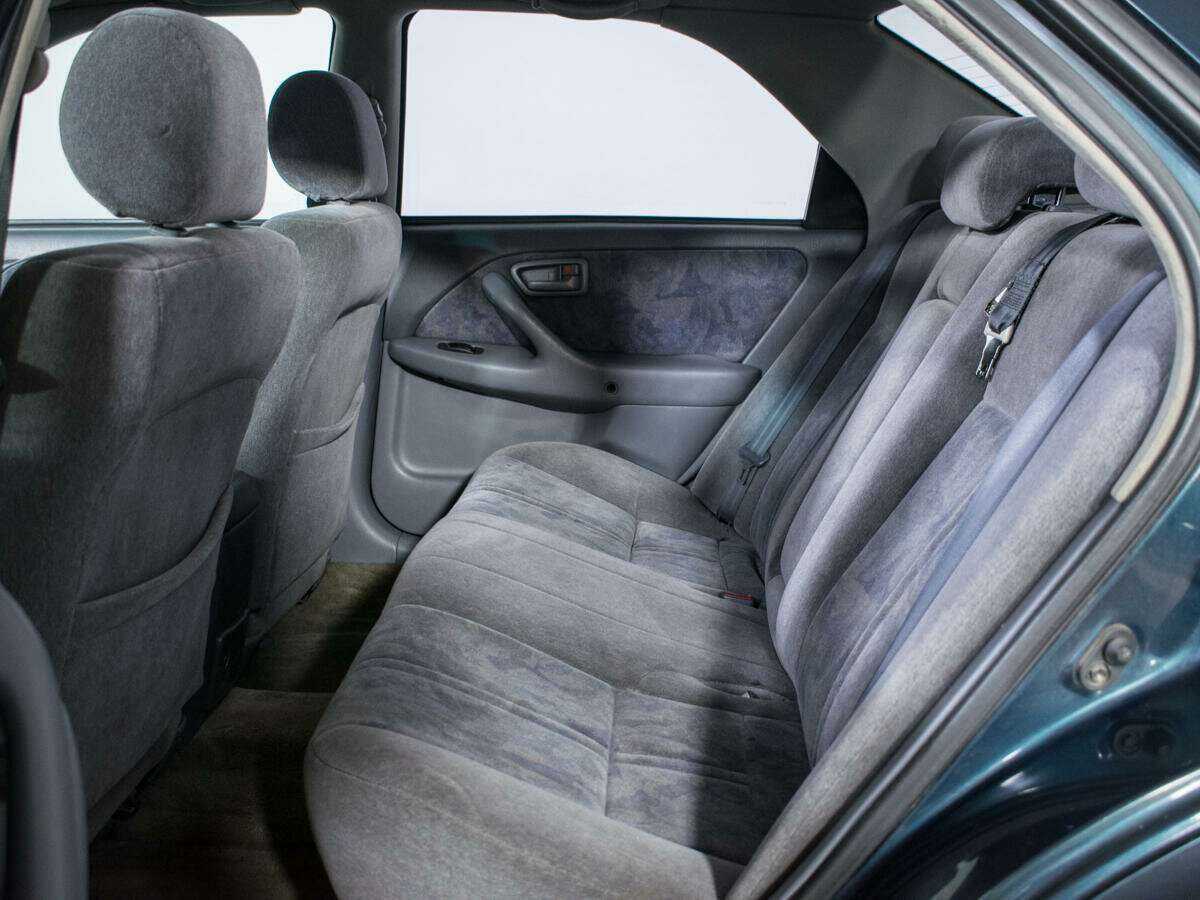 Купить Toyota Camry с пробегом. Фото: #7