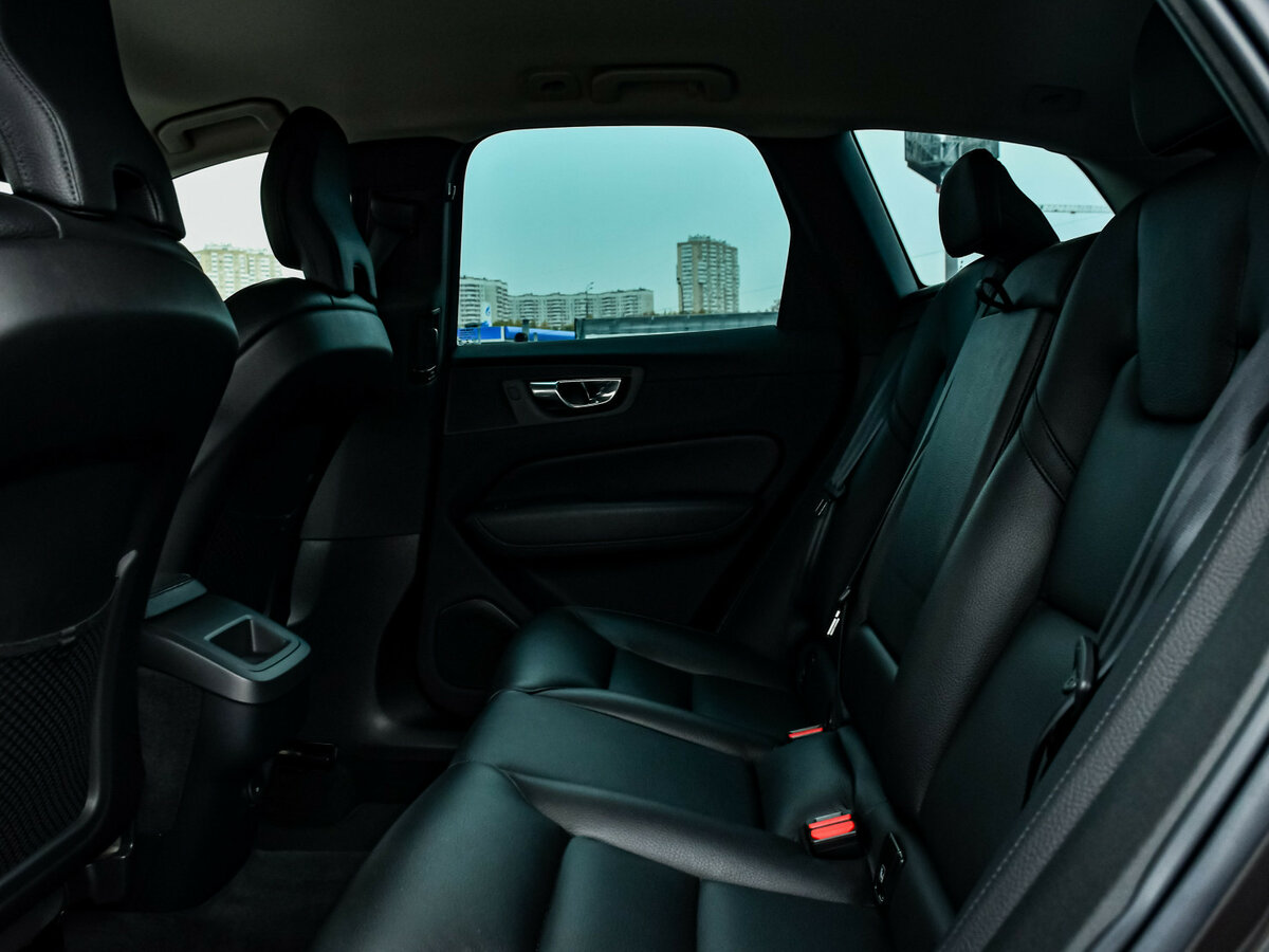 Купить Volvo XC60 с пробегом. Фото: #11