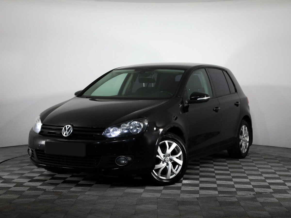 Купить Volkswagen Golf с пробегом. Посмотреть фото