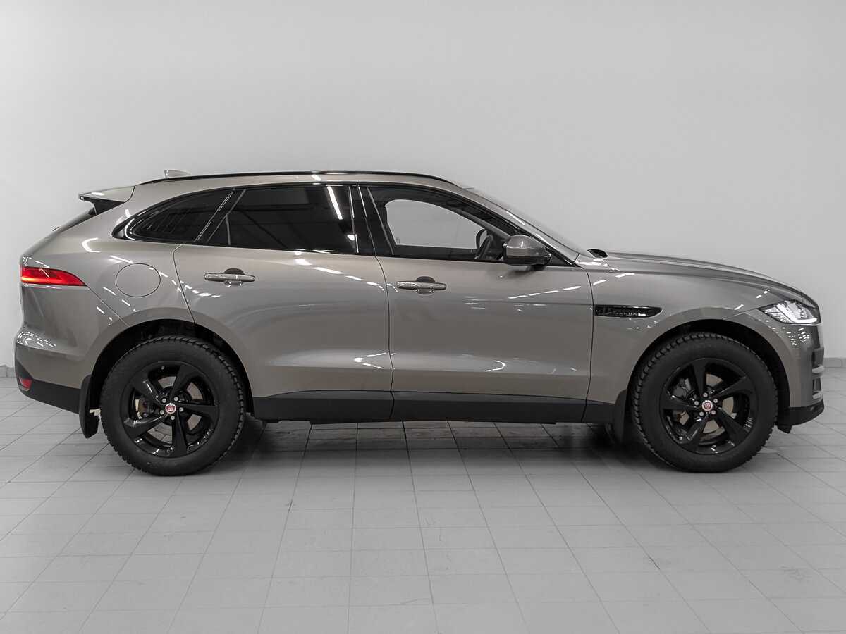 Купить Jaguar F-Pace с пробегом. Фото: #3
