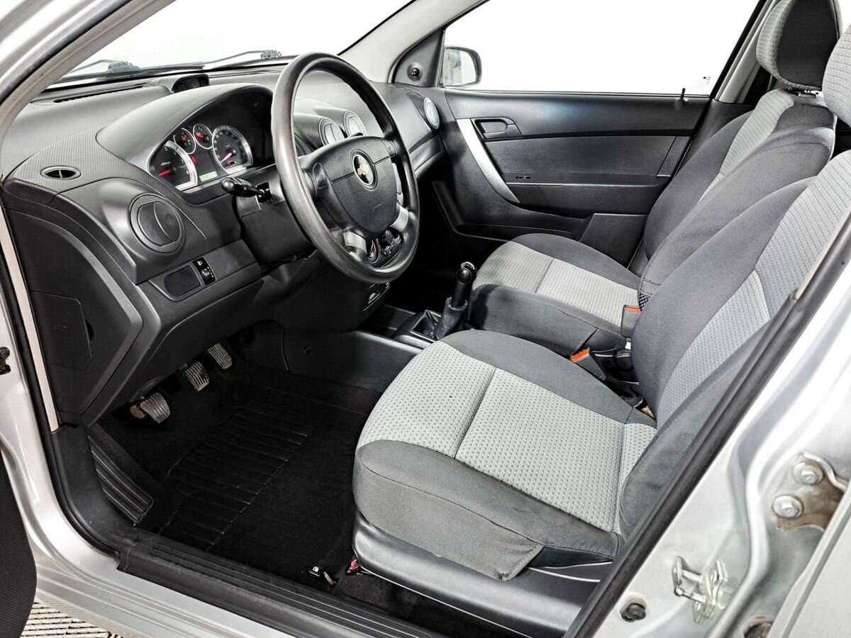 Купить Chevrolet Aveo с пробегом. Фото: #13