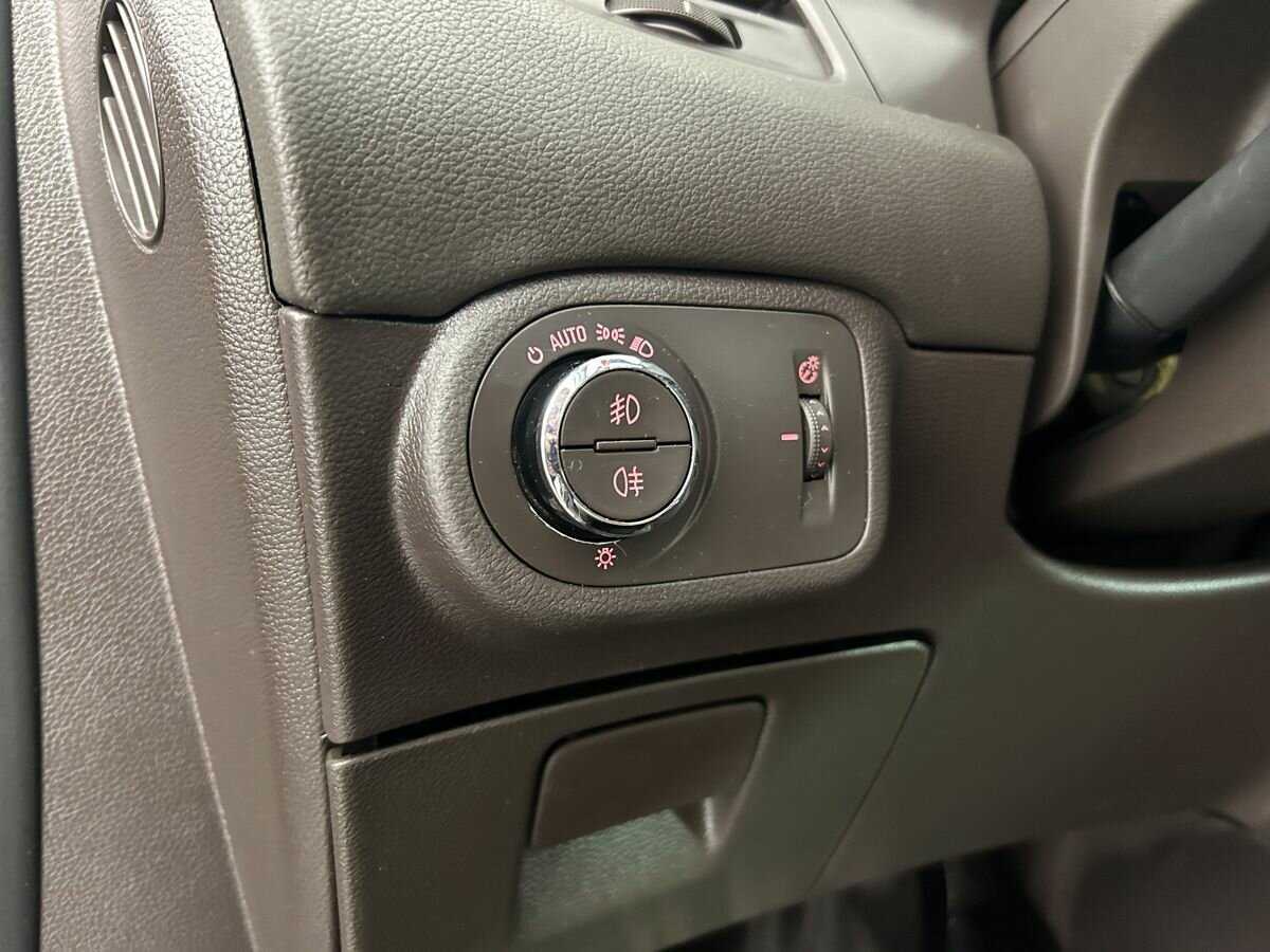 Купить Opel Zafira с пробегом. Фото: #8