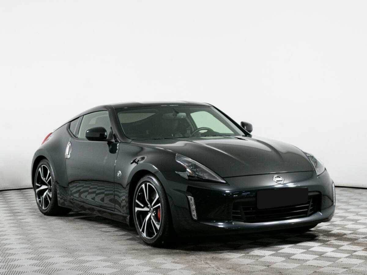 Купить Nissan 370Z с пробегом. Фото: #2