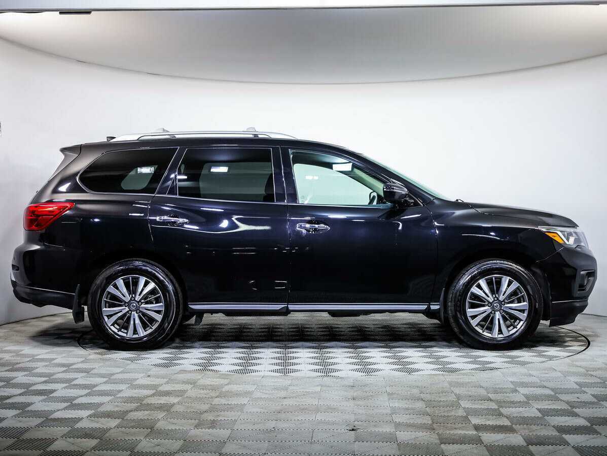 Купить Nissan Pathfinder с пробегом. Фото: #2