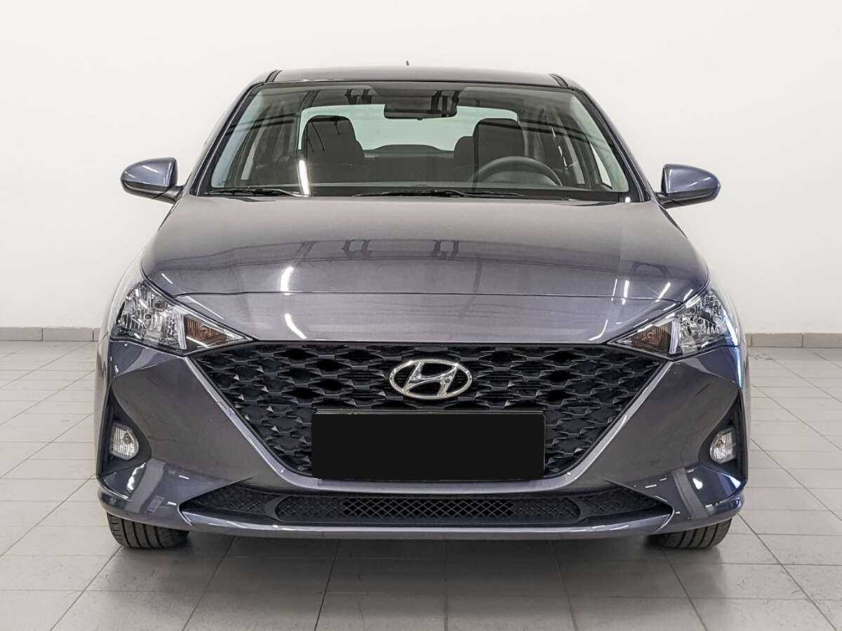 Купить Hyundai Solaris с пробегом. Фото: #1