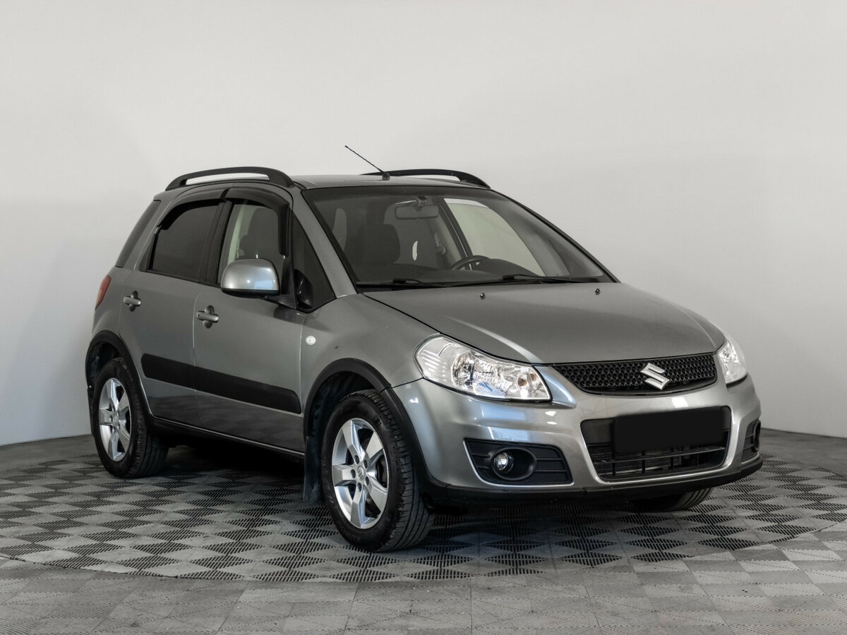 Купить Suzuki SX4 с пробегом. Фото: #2