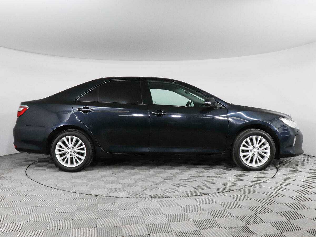 Купить Toyota Camry с пробегом. Фото: #3