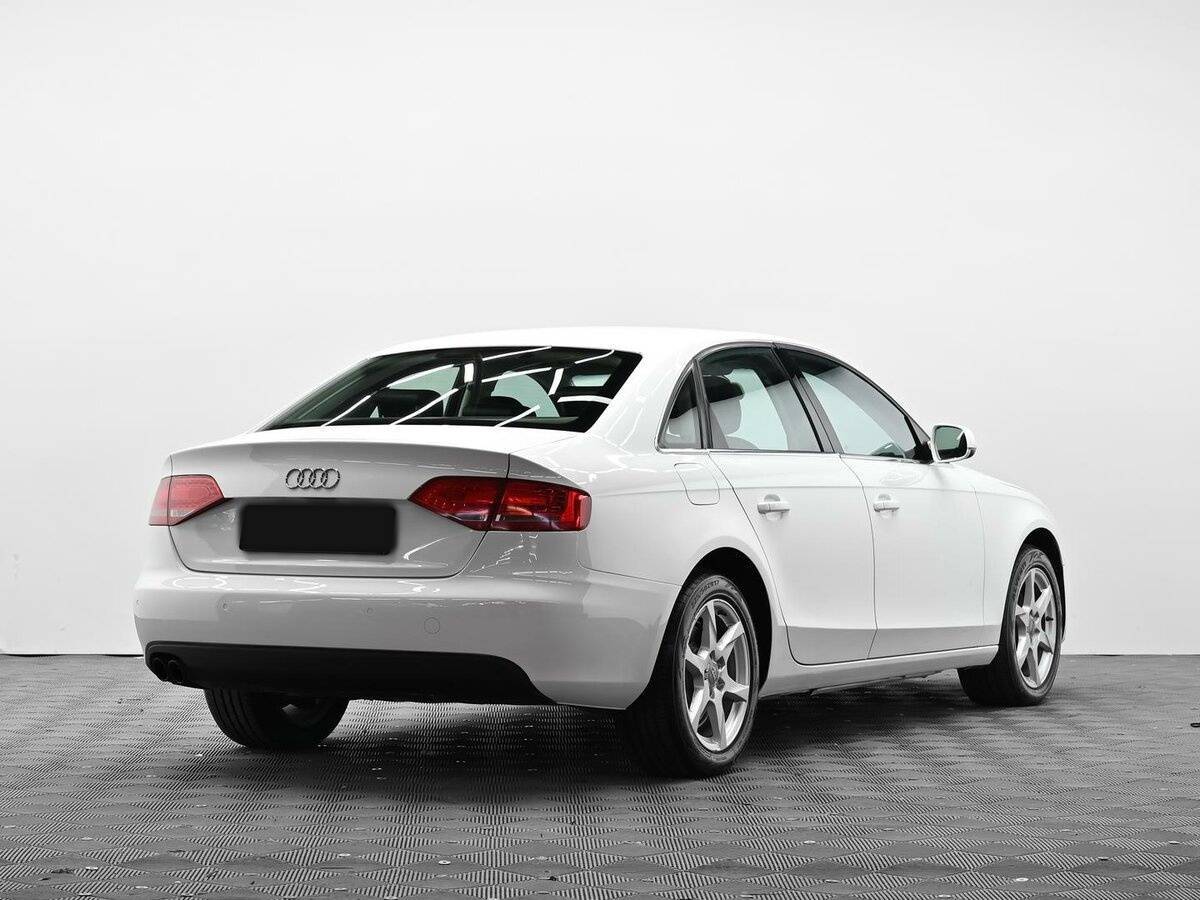 Купить Audi A4 с пробегом. Фото: #3