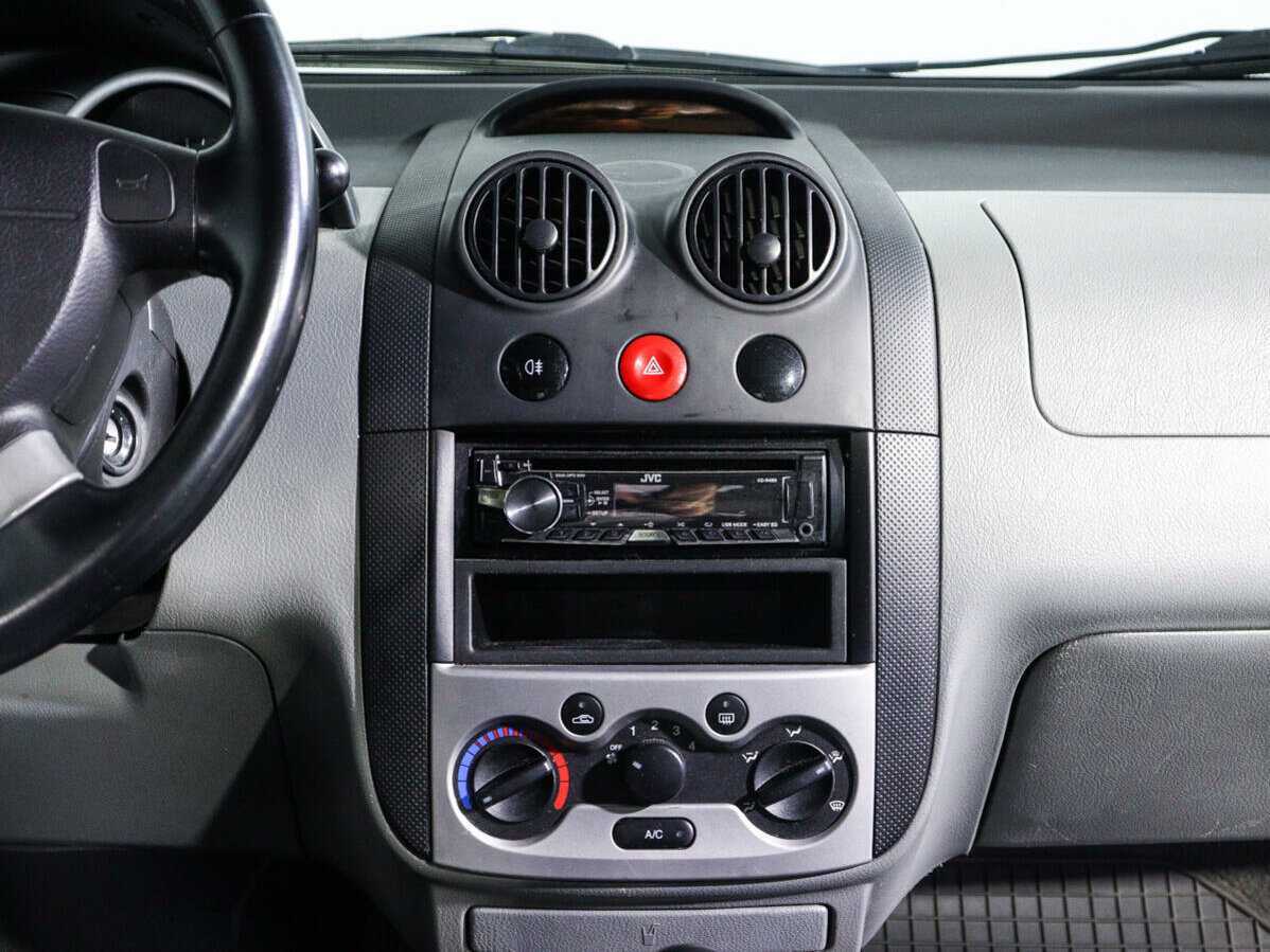 Купить Chevrolet Aveo с пробегом. Фото: #12