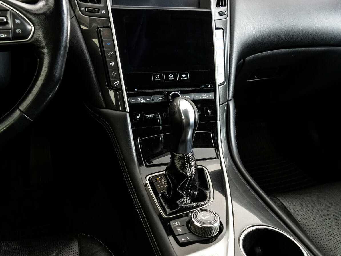 Купить Infiniti Q50 с пробегом. Фото: #10