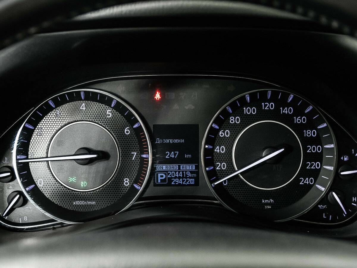 Купить Nissan Patrol с пробегом. Фото: #9