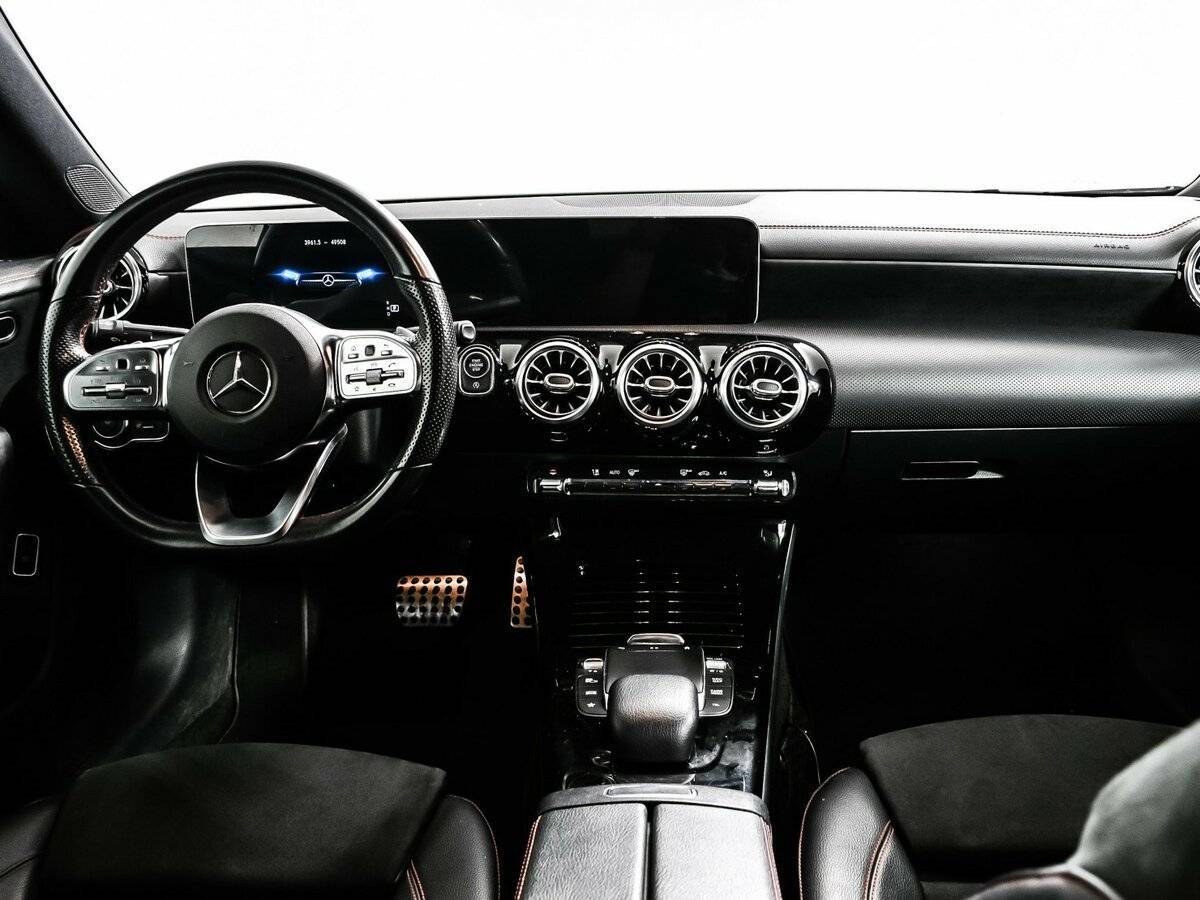 Купить Mercedes-Benz CLA с пробегом. Фото: #10