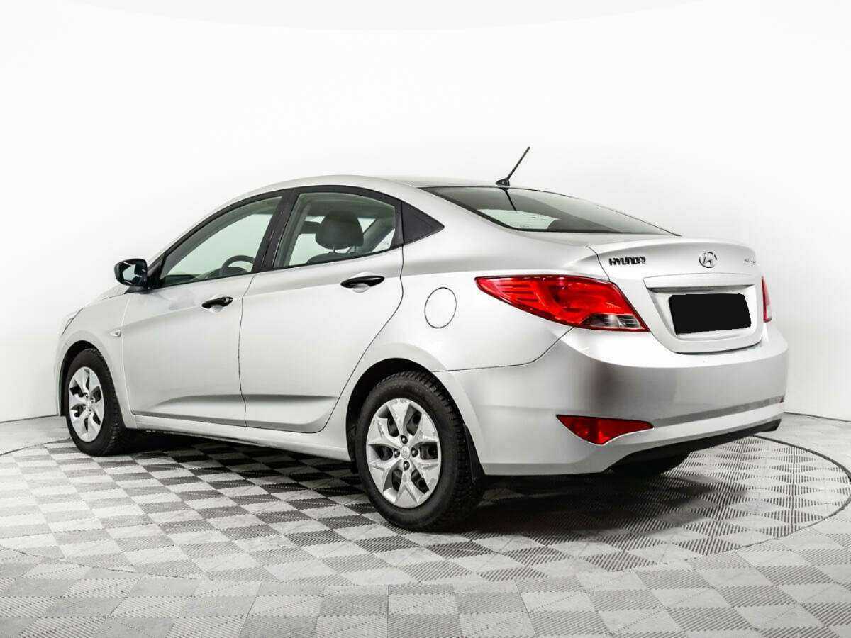 Купить Hyundai Solaris с пробегом. Фото: #6