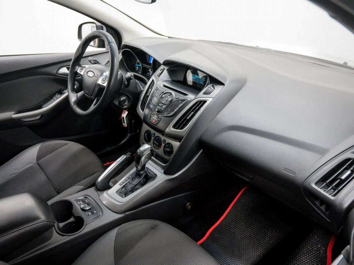 Купить Ford Focus с пробегом. Фото: #10