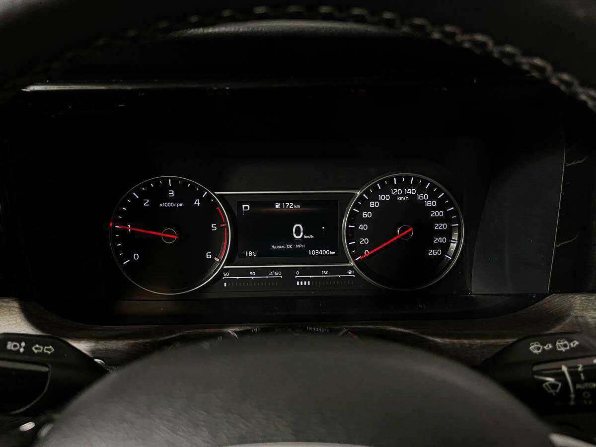 Купить Kia Sorento с пробегом. Фото: #10
