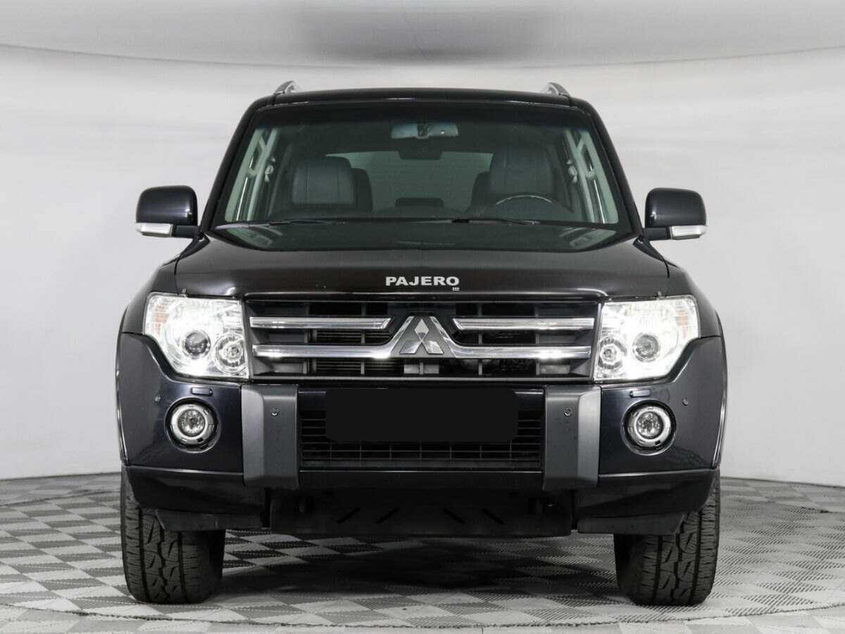 Купить Mitsubishi Pajero с пробегом. Фото: #1