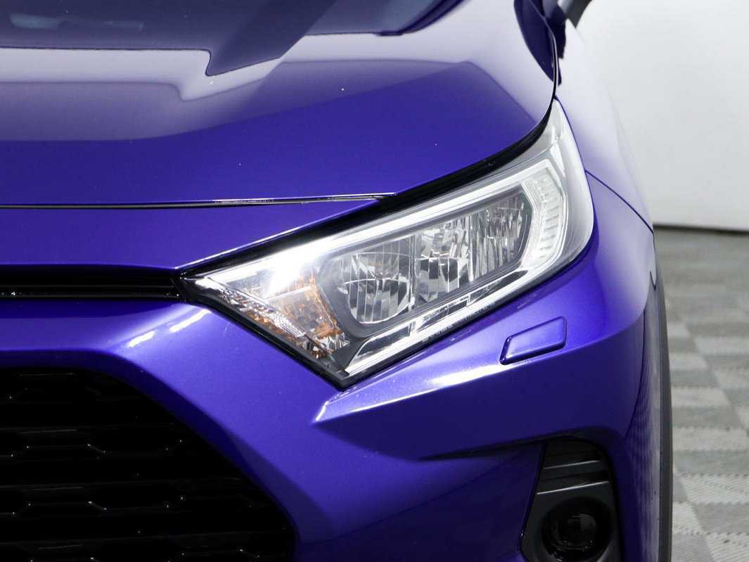 Купить Toyota RAV4 с пробегом. Фото: #14