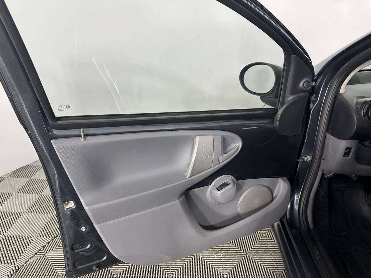 Купить Toyota Aygo с пробегом. Фото: #7