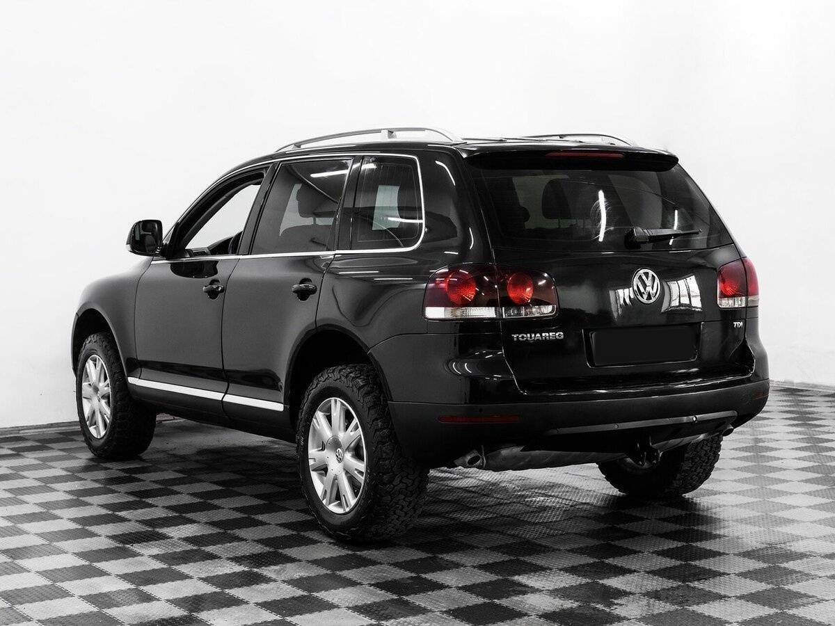 Купить Volkswagen Touareg с пробегом. Фото: #3