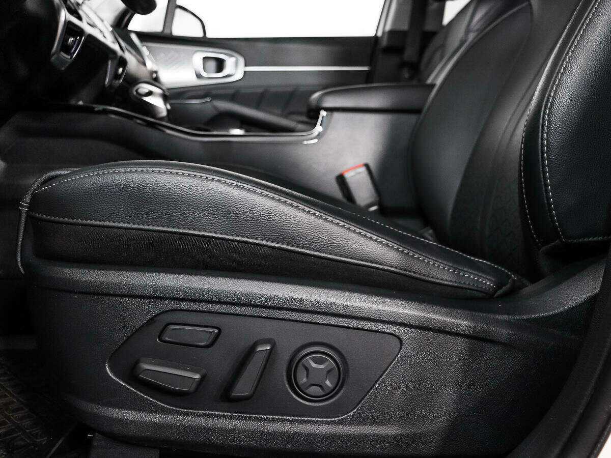 Купить Kia Sorento с пробегом. Фото: #10