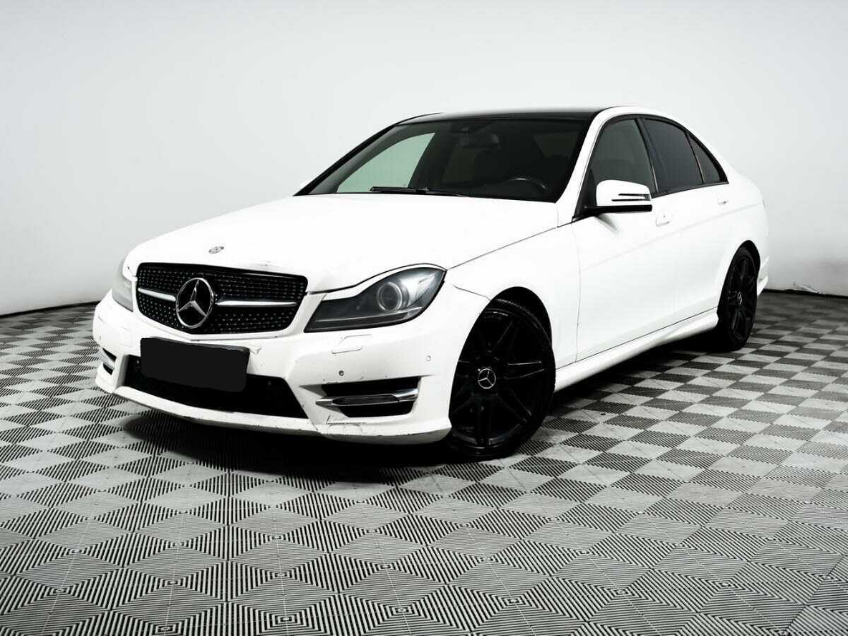 Купить Mercedes-Benz C-Класс с пробегом. Посмотреть фото