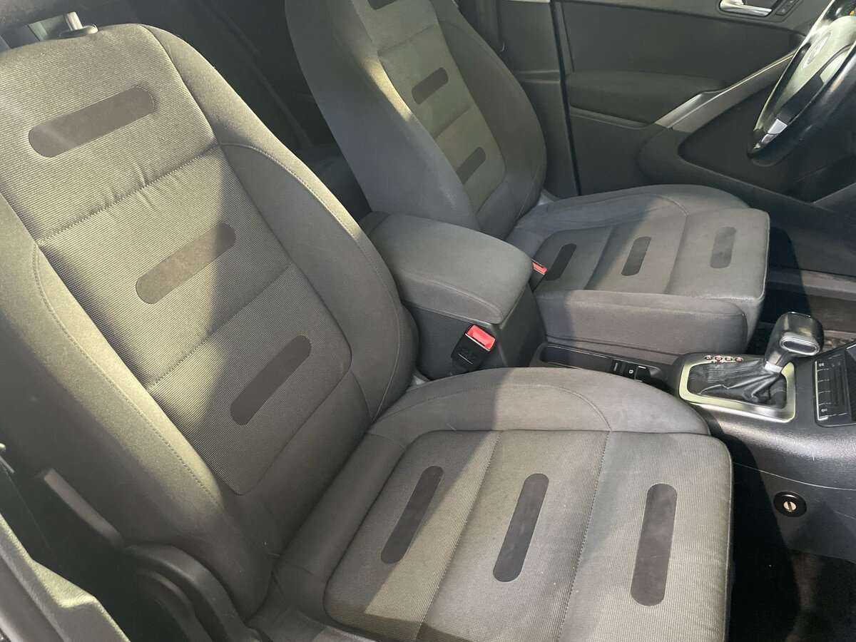 Купить Volkswagen Tiguan с пробегом. Фото: #15