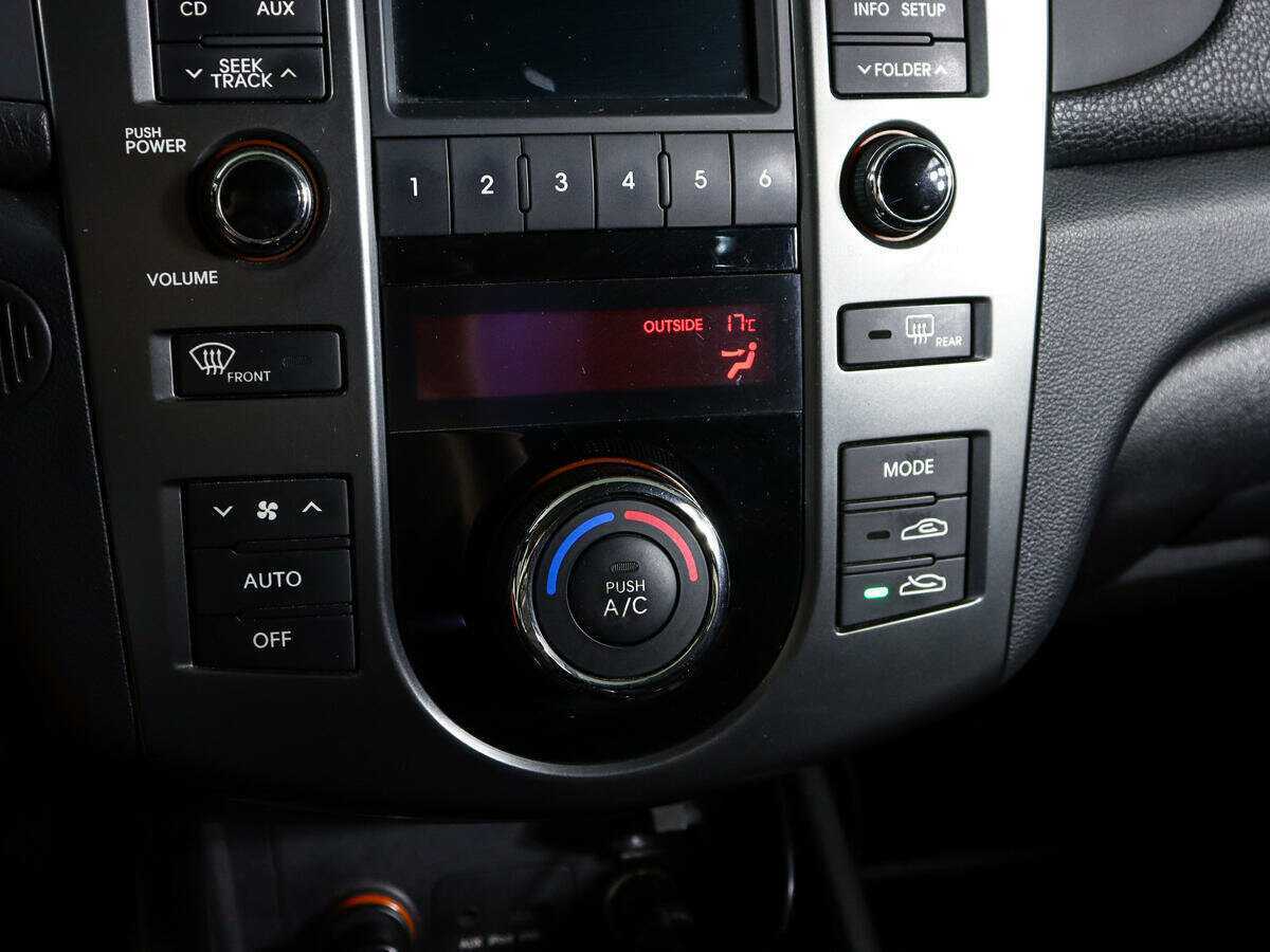 Купить Kia Cerato с пробегом. Фото: #18