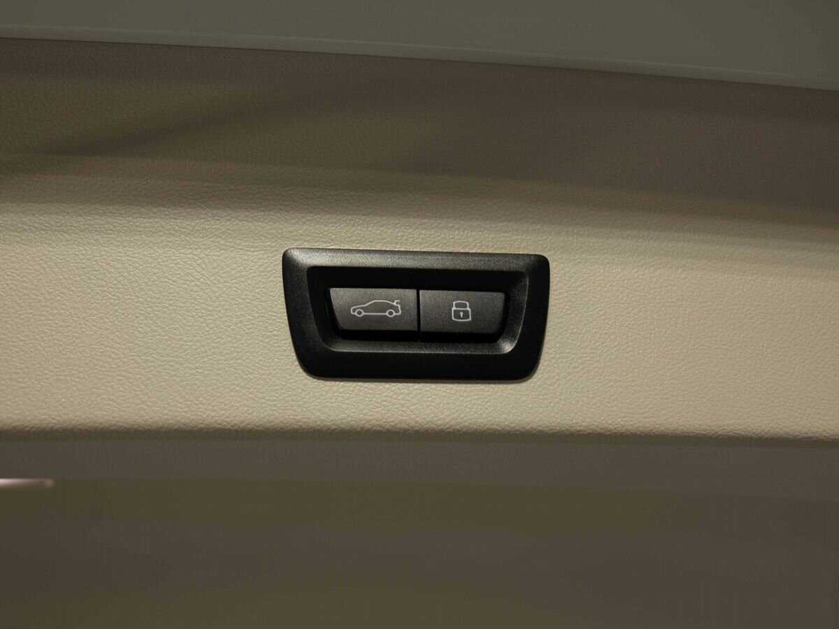 Купить BMW X3 с пробегом. Фото: #30