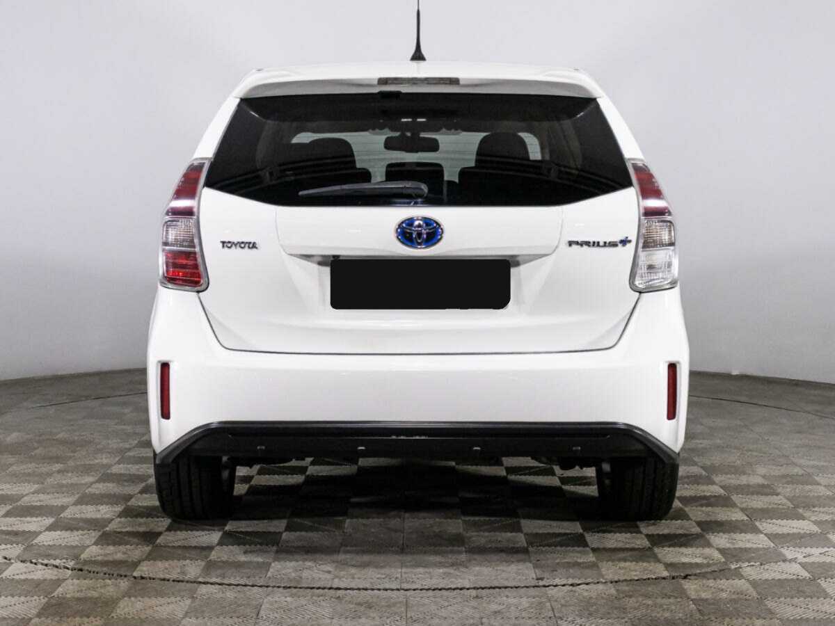 Купить Toyota Prius v (+) с пробегом. Фото: #5