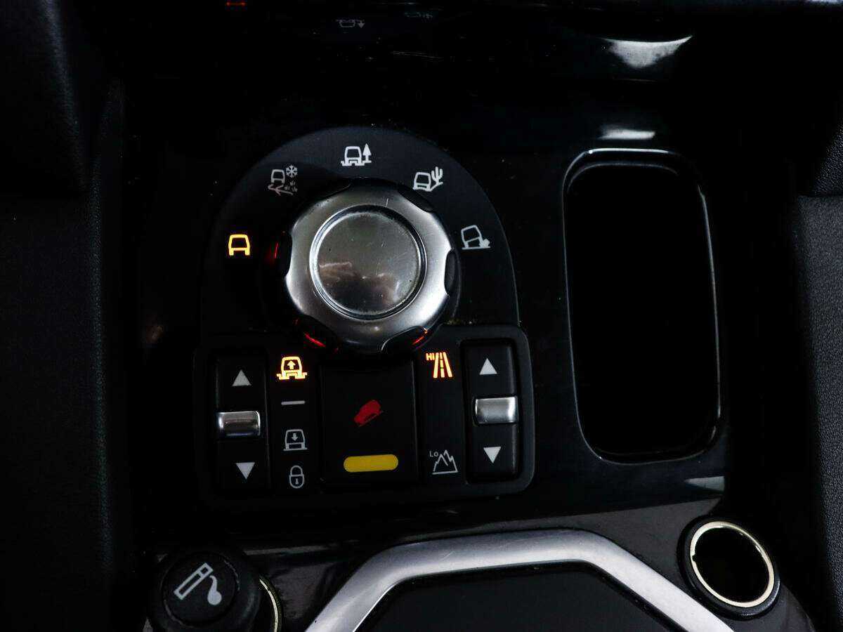 Купить Land Rover Discovery с пробегом. Фото: #20