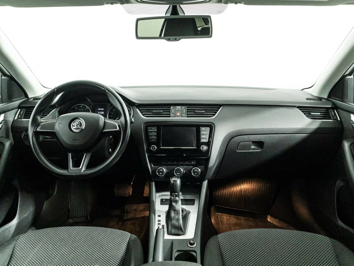 Купить Skoda Octavia с пробегом. Фото: #12